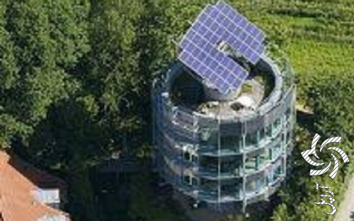 اولین خانه‌ دوار با حرکت خورشیدبرق خورشیدی سولار