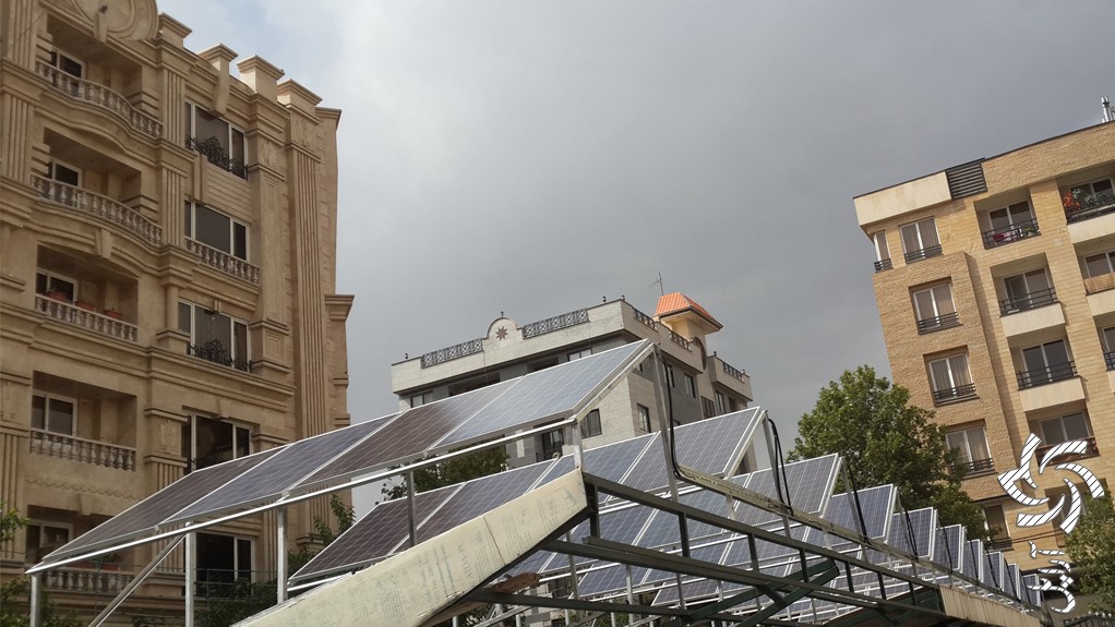 نیروگاه خانگی خورشیدیتصویر برق خورشیدی